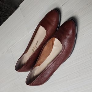 Vintage Salvatore Ferragamo Boutique Made in Italy Slip On Leather Ballet Flats